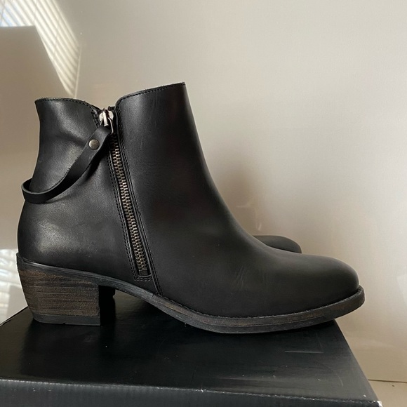 Umberto Raffini Anita Black Ankle Boots 39 - Picture 3 of 7